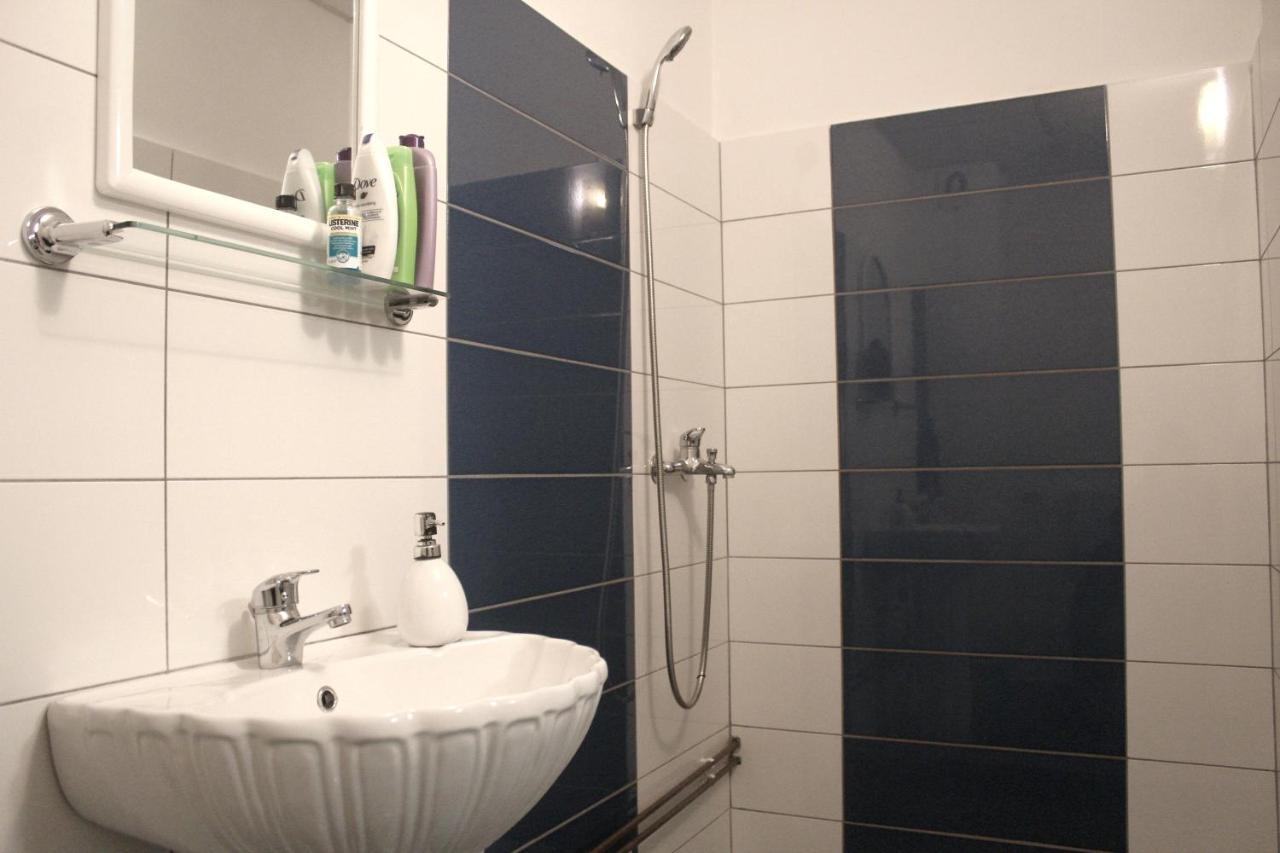 Yox Apartment 4 オラデア エクステリア 写真